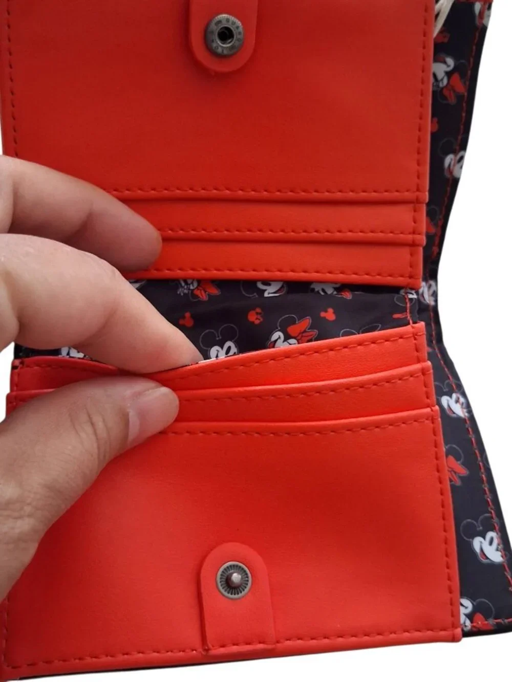 Loungefly Disney Mickey & Minnie Debossed Silhouettes Wallet NEW NWT